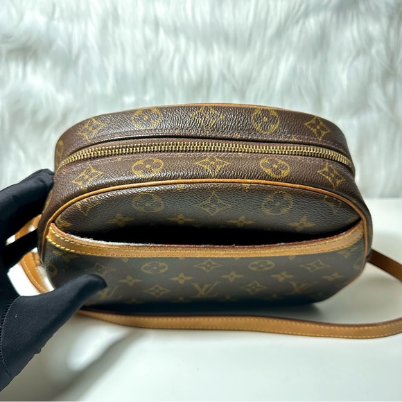 SβοΈLD. Authentic LV Blois - Picture 8 of 12